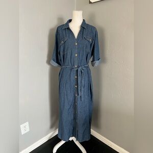 J GEE Blue Buttoned Tie Front Shirt Dress.  SIZE 2X